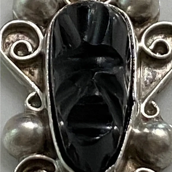 Vintage Tribal Onyx & Sterling Pendant - Picture 2 of 7